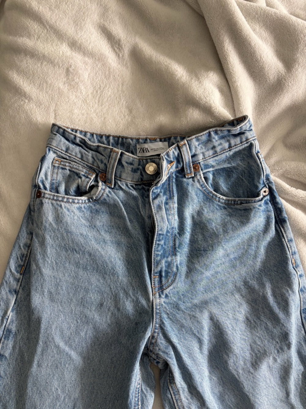 Zara Light Blue High-Rise Denim Jeans